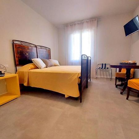 Il Trovatore Rooms Parma Eksteriør bilde