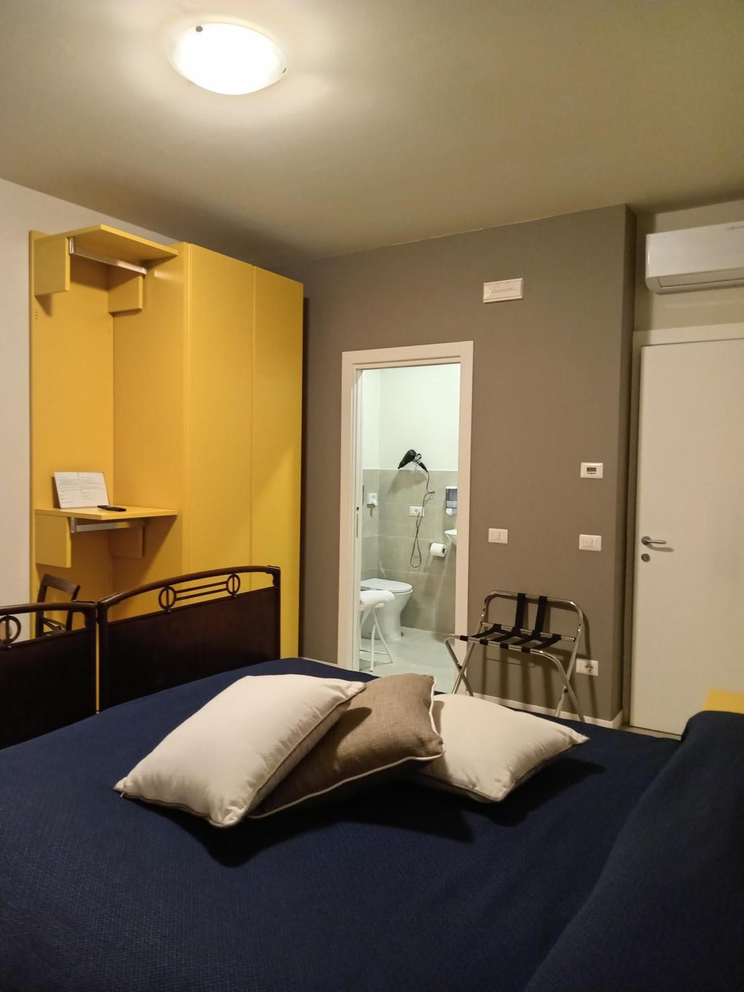 Il Trovatore Rooms Parma Eksteriør bilde